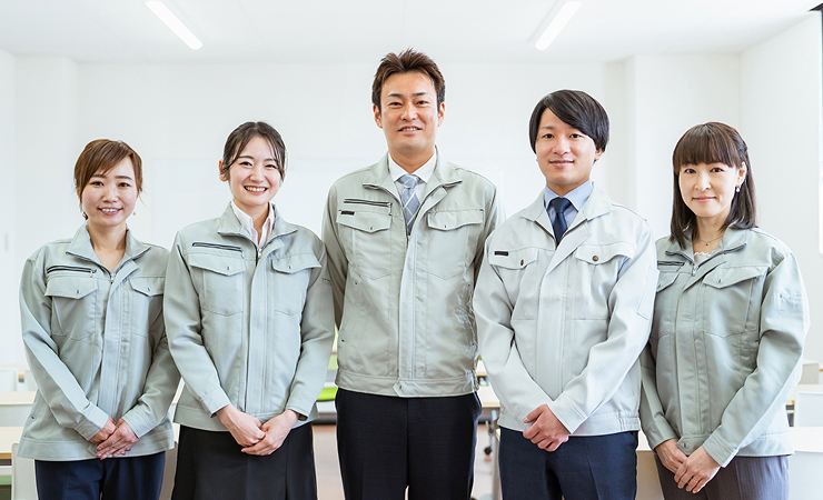 スタッフ集合写真